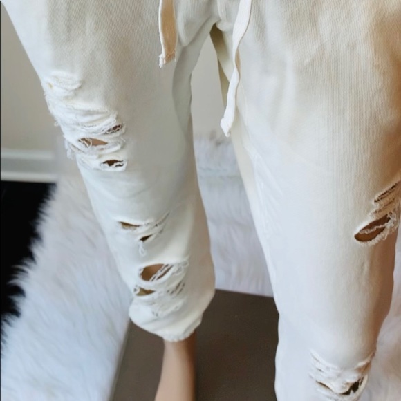 New Distressed Jogger Pants - Picture 4 of 5